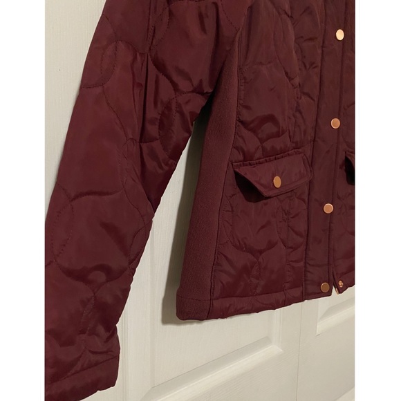 💕SOLD💕 A NEW DAY Quilted Jacket Burgundy - Picture 3 of 5